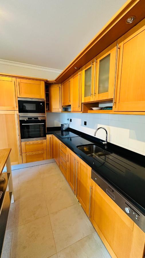 Amazing 2 Bedroom Apartment Near Beach With Pool Lagos Eksteriør billede