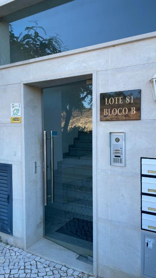 Amazing 2 Bedroom Apartment Near Beach With Pool Lagos Eksteriør billede