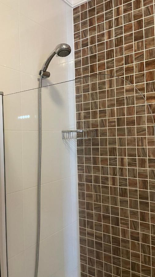 Amazing 2 Bedroom Apartment Near Beach With Pool Lagos Eksteriør billede